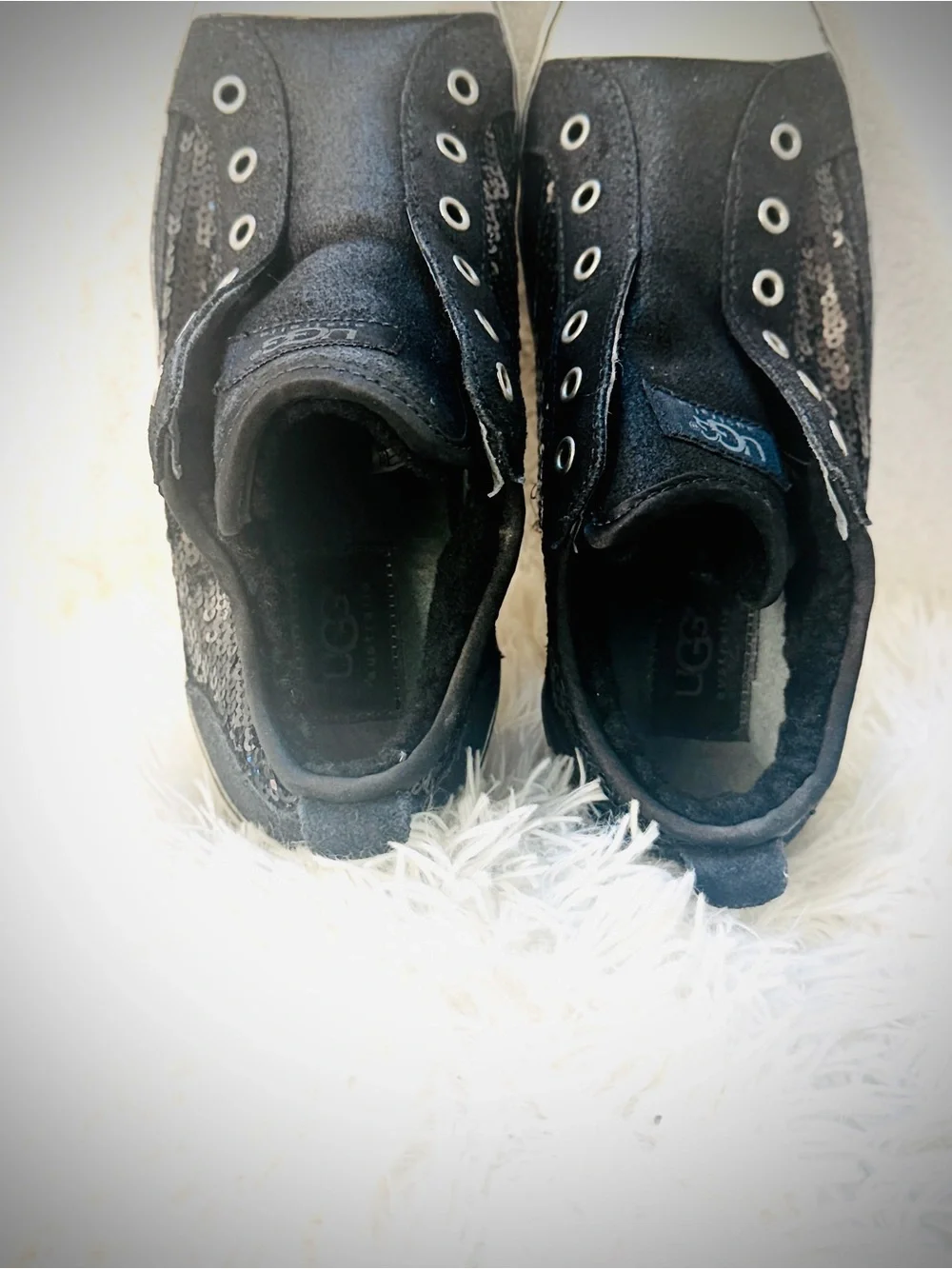 UGG Laela Sparkle Sneakers Women's Size 7.5 Black Glitter